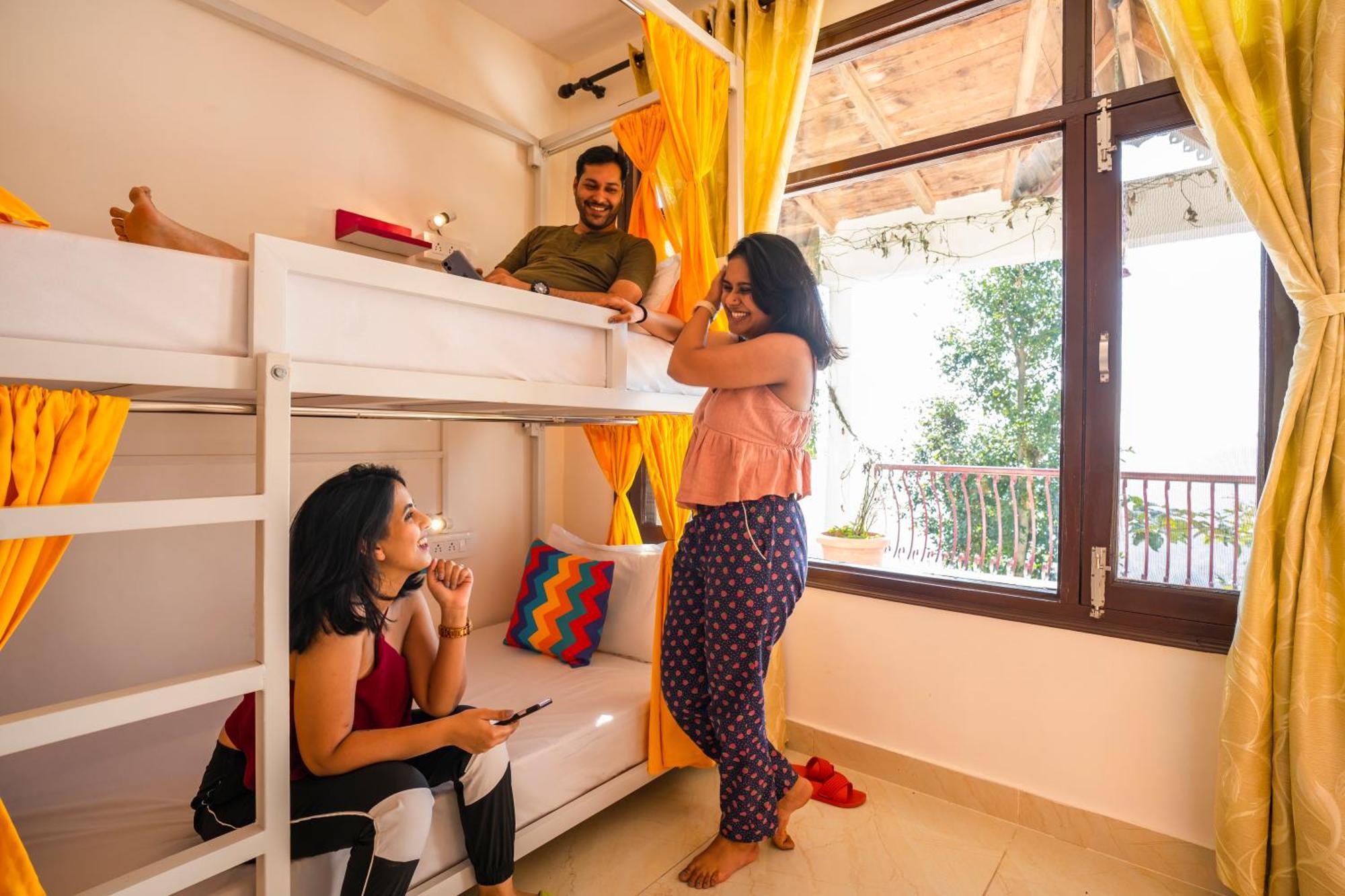 Gostops Mukteshwar Ngoại thất bức ảnh